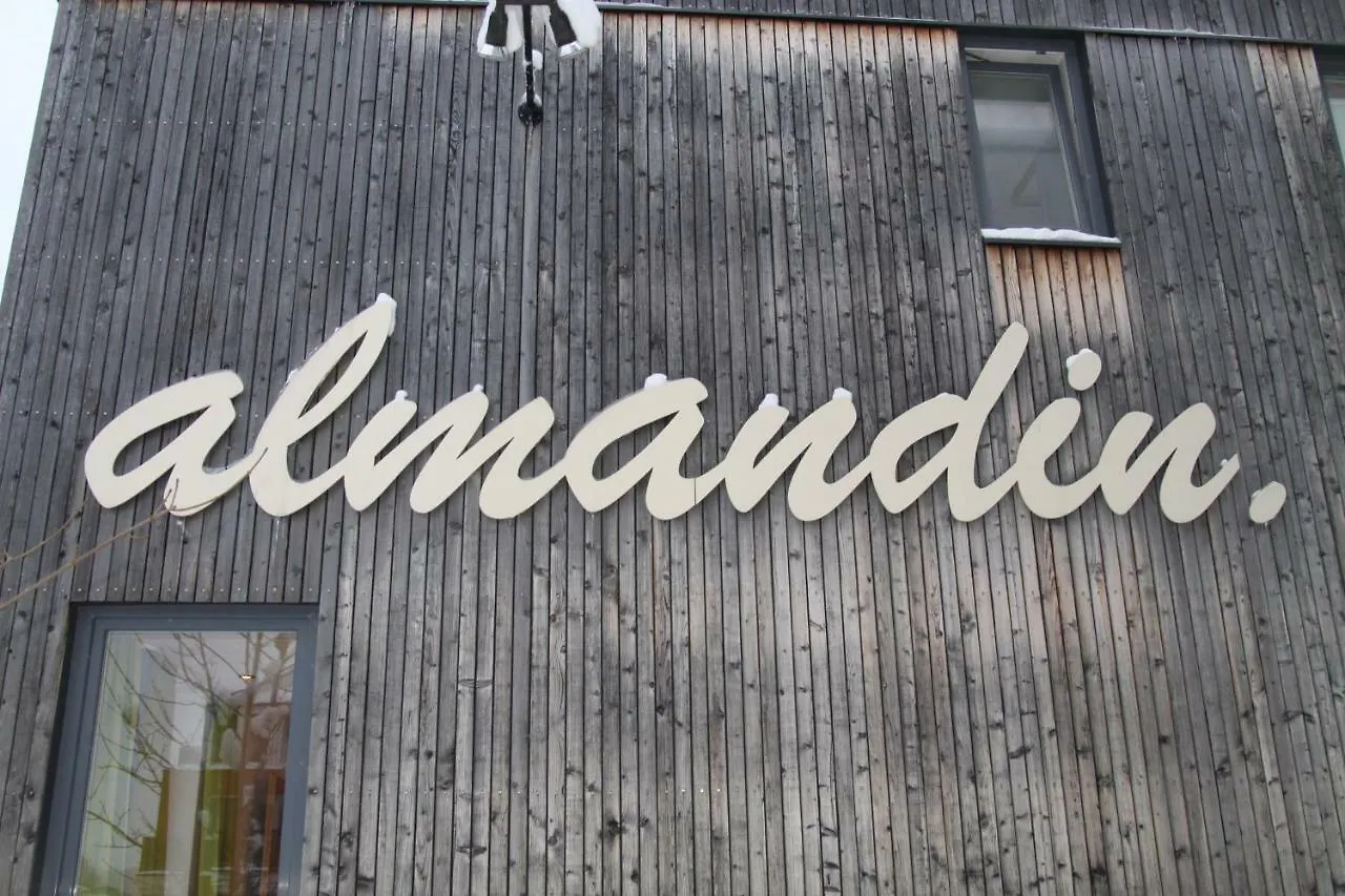 Almandin Apartments Ischgl